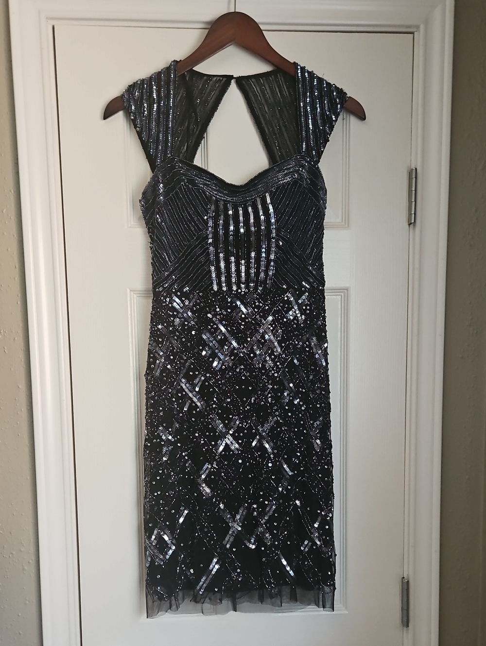 Adrianna Papell Black Sequined Beaded Midi Dress